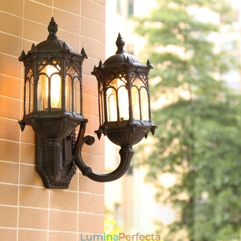 Lampă europeană de perete de exterior, dublă, rezistentă la apă
