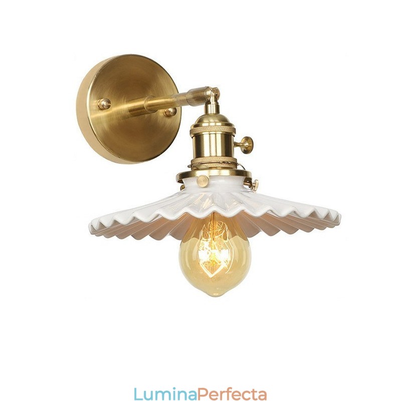 Lampă de perete modernă cu abajur din ceramică