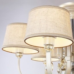 Candelabru din metal cu pictură în cristal de țară