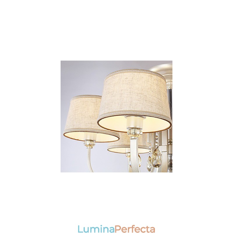 Candelabru din metal cu pictură în cristal de țară