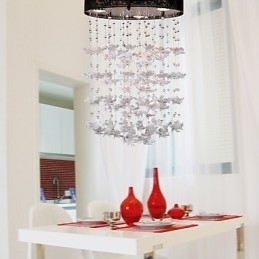 Montaj modern semi-încastrabil cu 3 lumini Butterfly Featured Shade