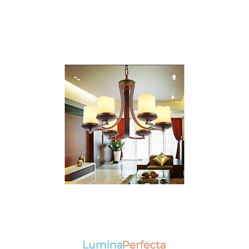 Candelabru din metal cu pictură în stil retro clasic tradițional