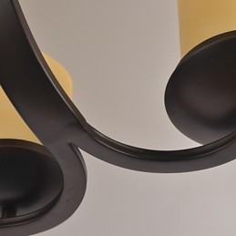 Candelabru din metal cu pictură în stil retro clasic tradițional