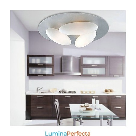 Montaj modern cu 3 lumini (baza becului G9) Montaj modern cu 3 lumini (baza becului G9)