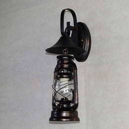 Lampă de perete cu lanternă din metal negru de epocă cu o singură lumină