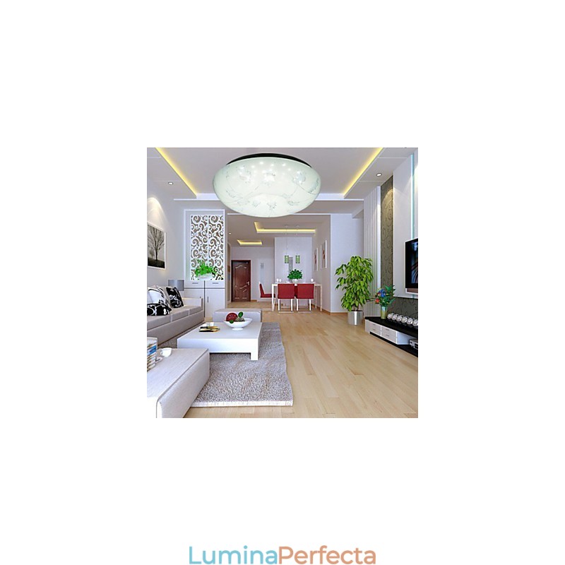 35 cm pentru a absorbi lumina domului. Lămpi moderne simple și felinare de lumină