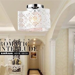 Lampă contemporană și contractată cu un singur cap pentru a absorbi lumina din dom