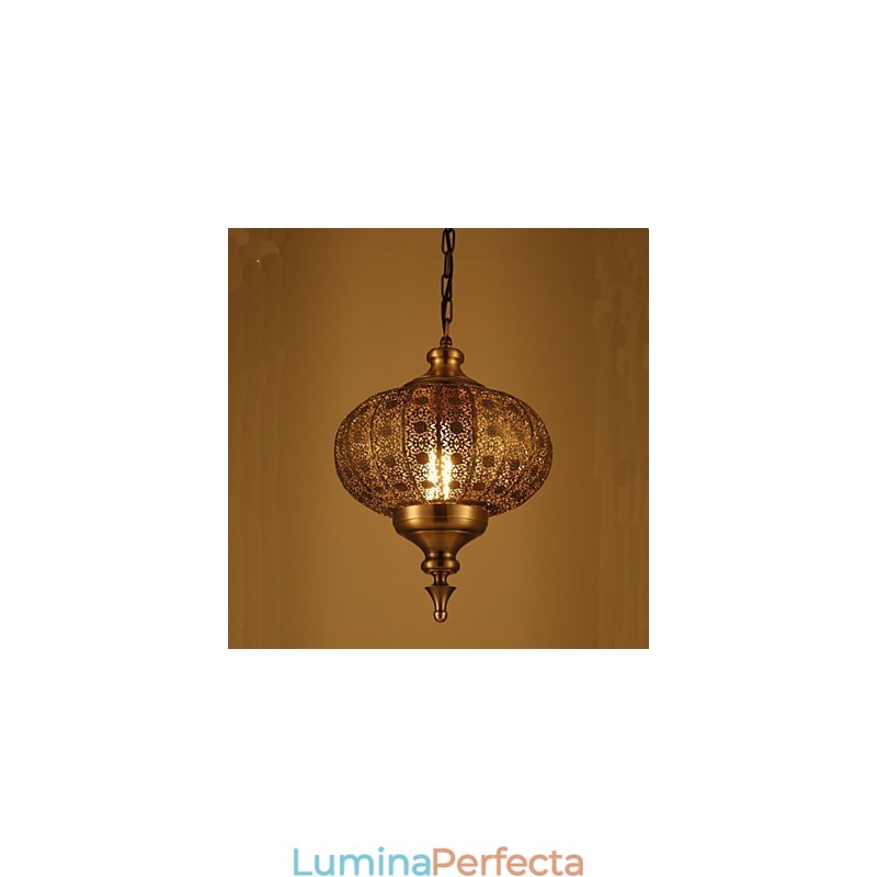 Candelabru Lron, retro, din Asia de Sud-Est