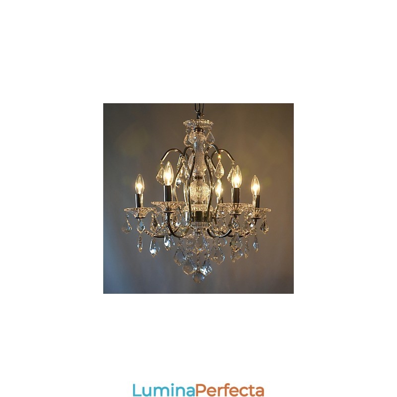 Candelabru tradițional din metal cromat din cristal