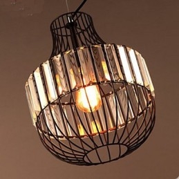 Pandantiv din cristal de design vestimentar din Italia