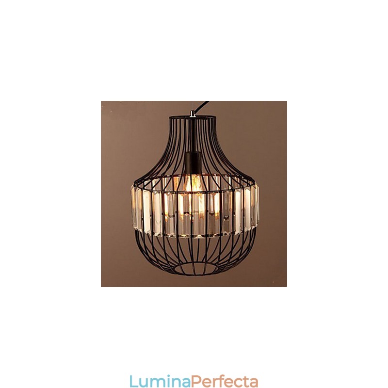 Pandantiv din cristal de design vestimentar din Italia