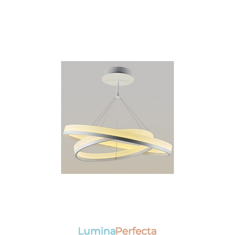 Candelabru suspendat aprobat de design
