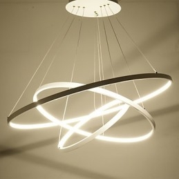 Lampă suspendată cu design modern, trei inele