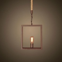 Lampă tradițională, clasică, rustică, vintage, retro, din metal
