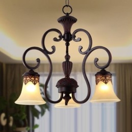 Candelabru din metal cu montaj încadrat cu pictură rustică de epocă