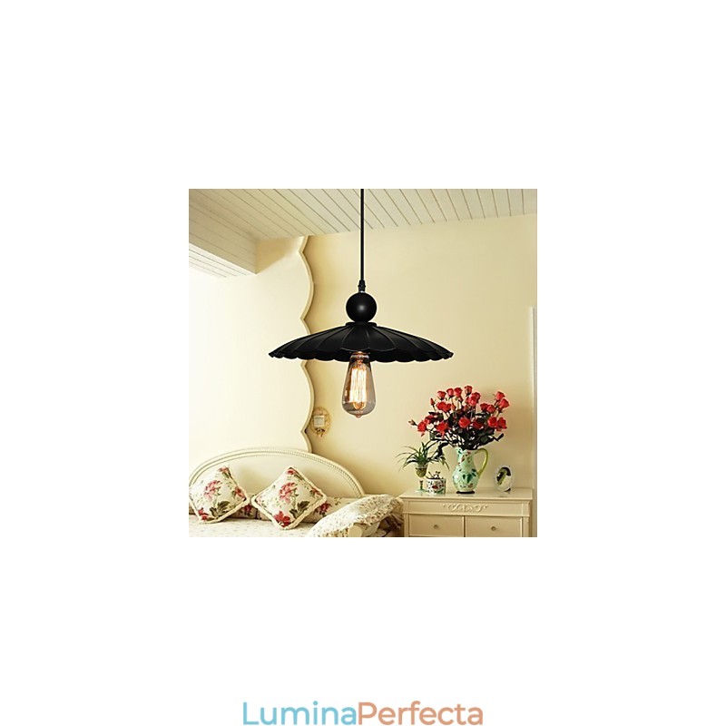 Pandantiv din metal umbrelă neagră de epocă medie, cu o singură lumină