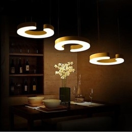 Candelabru acrilic de tip trei C Candelabru