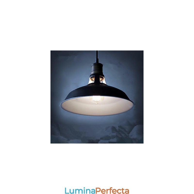 Candelabru American Vintage din fier forjat pentru ferestre