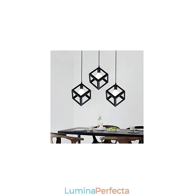 Lampă suspendată din metal cu pictură în stil retro