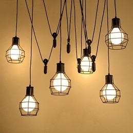 Lampă suspendată din metal cu 6 lumini