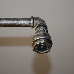 Lampa de mansardă are rolul de vânt industrial creativ, restabilind căile antice Conduit Droplight