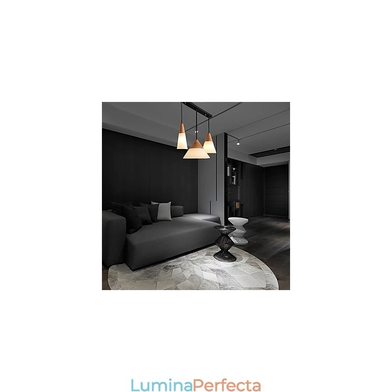 Candelabru din metal cromat în stil mini modern și contemporan